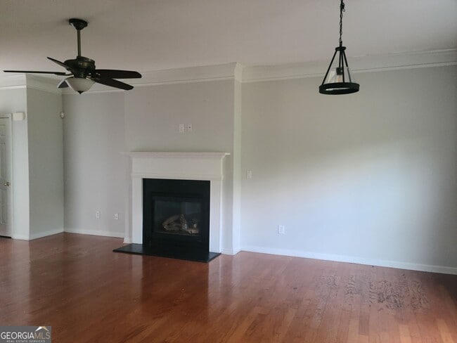 Building Photo - 2025 Appaloosa Way