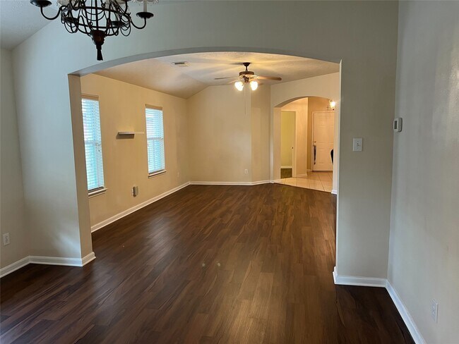 Foto del edificio - 2447 Morgan Ridge Ln