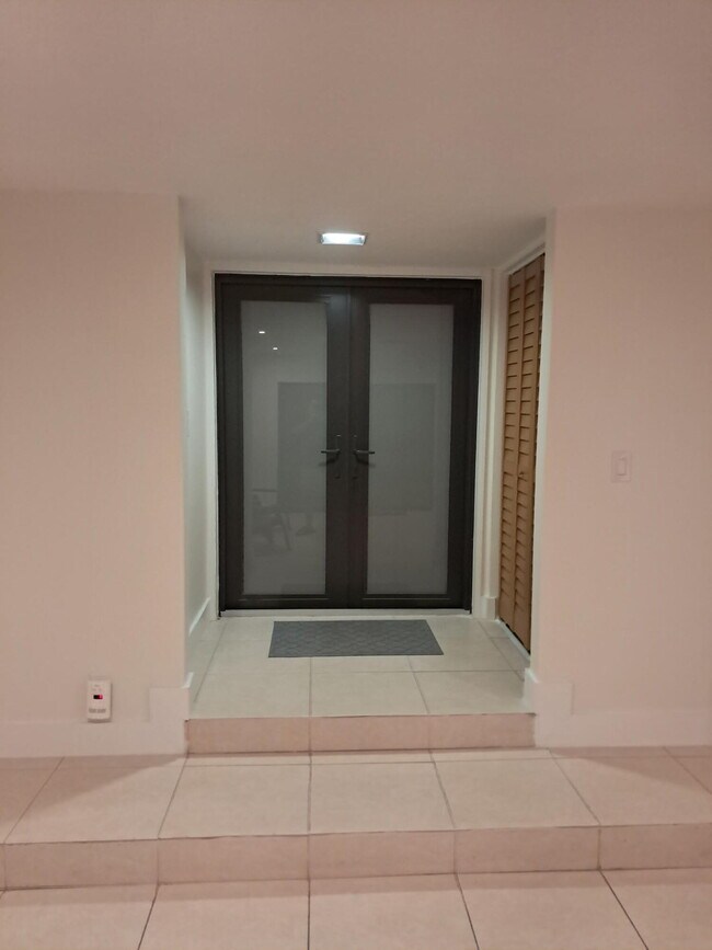 Foto del edificio - 9321 NW 43rd St