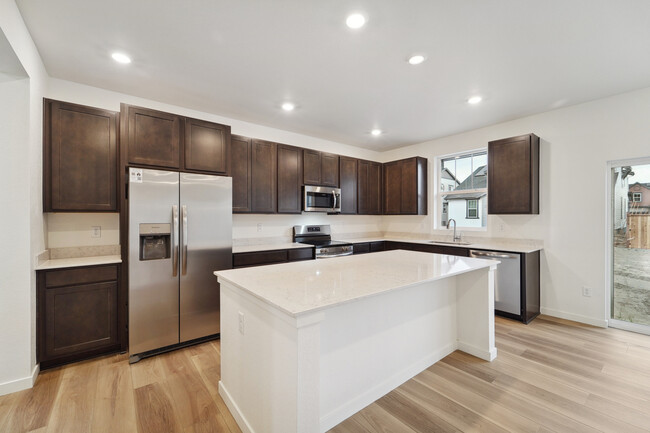Kitchen - 4269 Fellows Dr