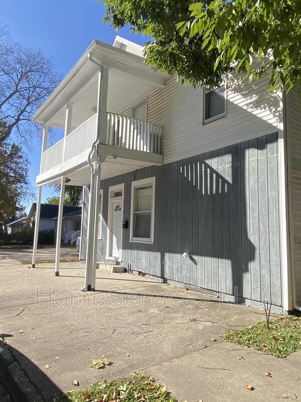 Building Photo - 520 S Johnson St