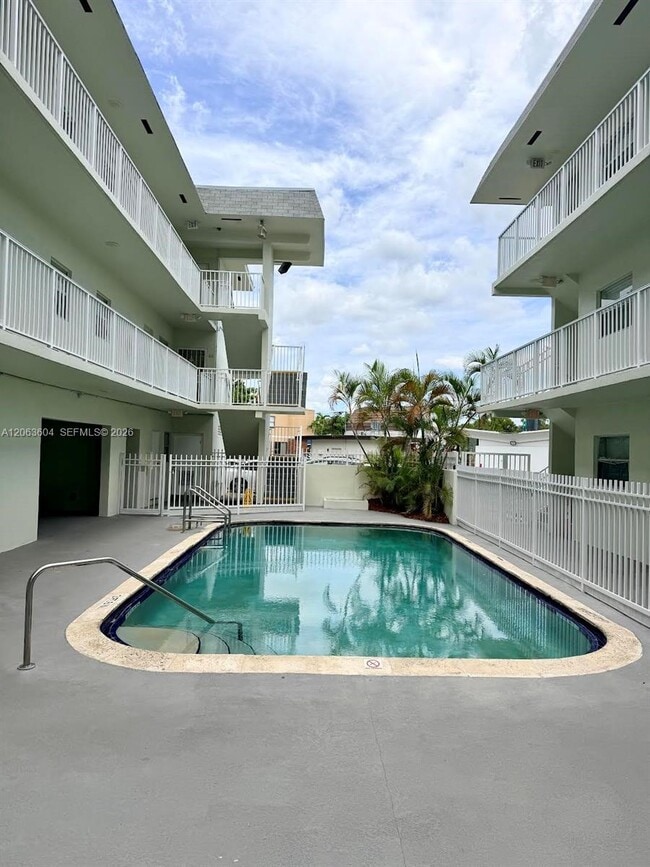 Foto del edificio - 12890 NE 8th Ave
