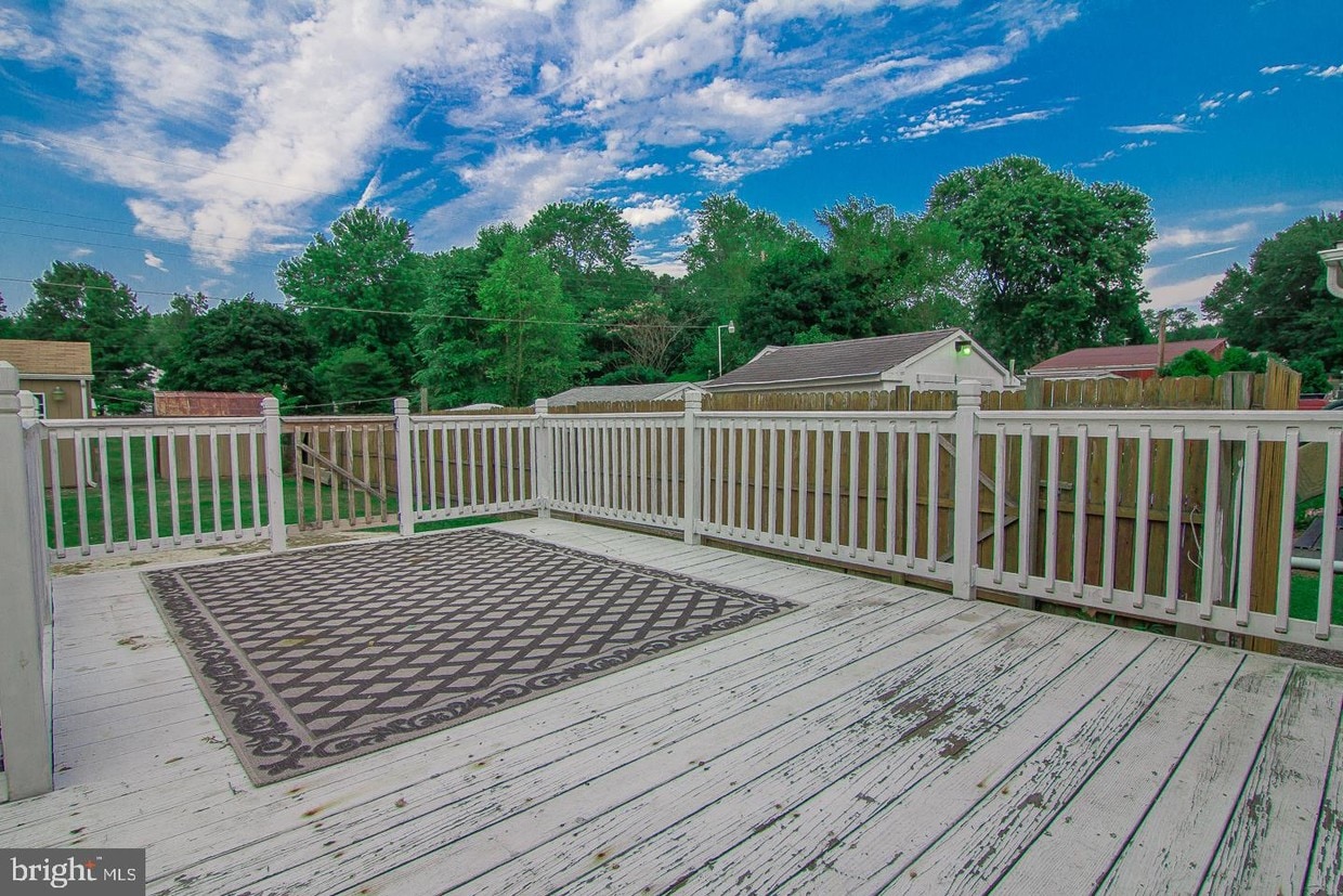 42 Delaware Ave, Salem, NJ 08079 House Rental in Salem, NJ