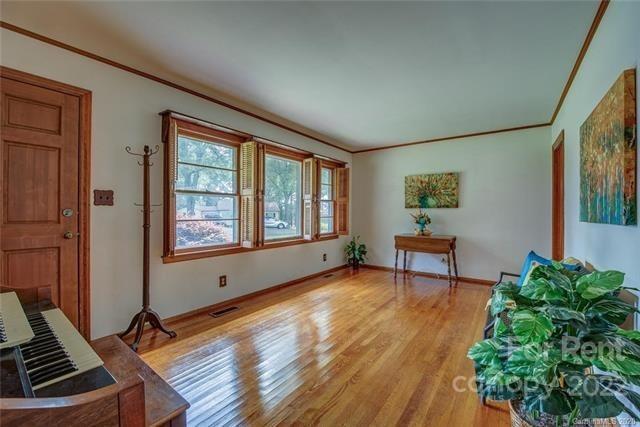 Foto del edificio - 1714 Fairfield Dr