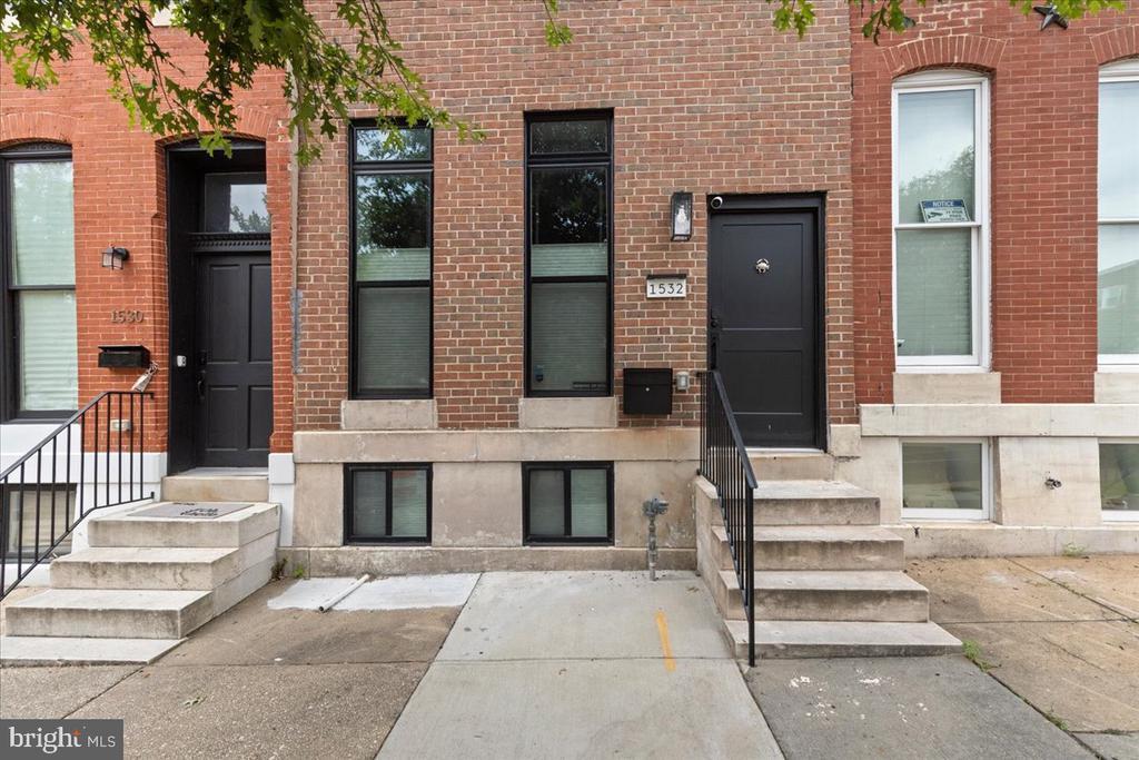 Foto principal - 1532 N Broadway
