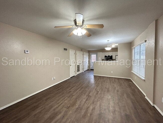 Foto del edificio - FOR LEASE | Prattville | Available Now!