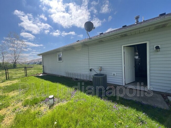 Building Photo - 23333 Tollgate Rd