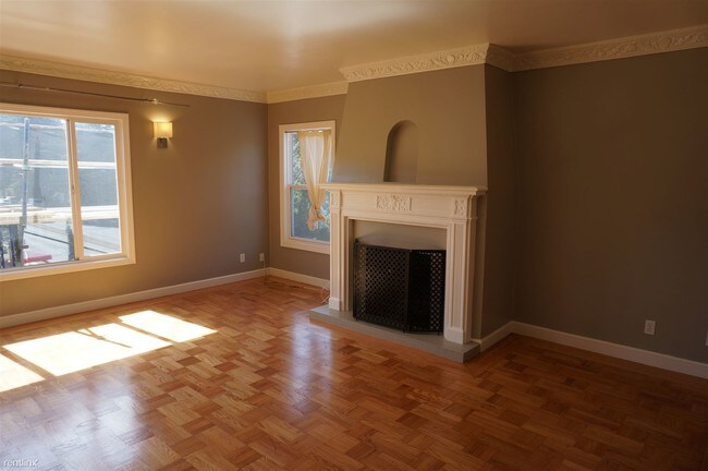 Building Photo - 1202 Funston Ave