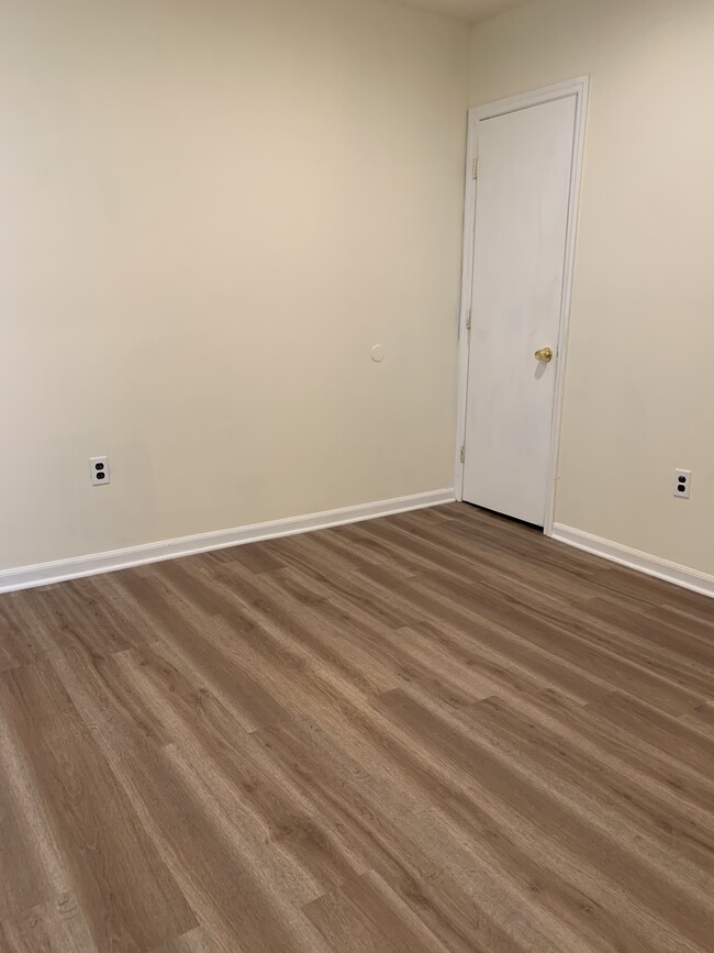 Bedroom with closet - 229 3rd St