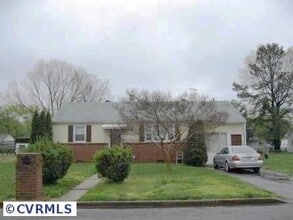 Building Photo - 3107 Glenoa Rd