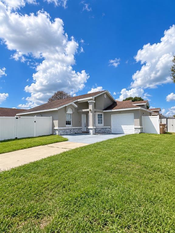 Building Photo - 145 Pinewood Cir
