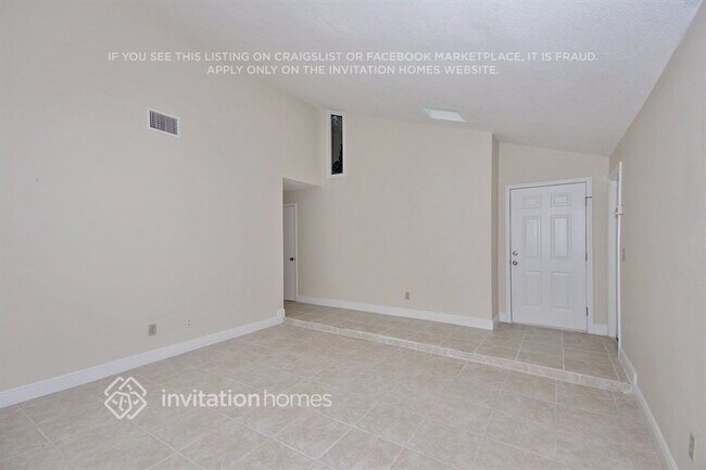 Foto del edificio - 592 Heather Brite Cir