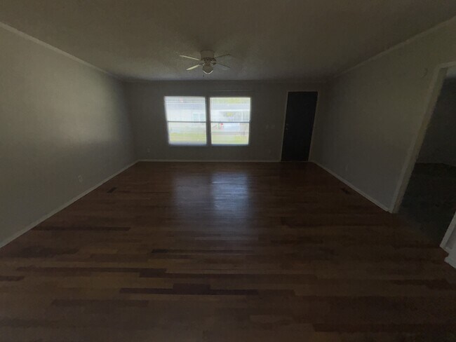 Foto del edificio - 144 Cassidy Ln