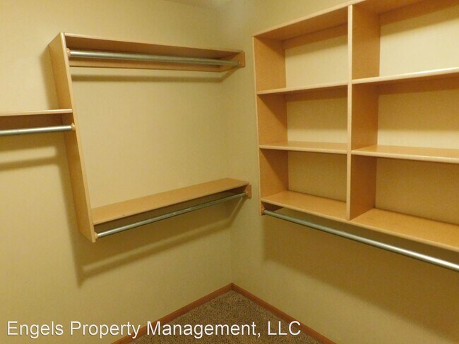 Foto del edificio - 3 br, 2 bath House - 716 S Star