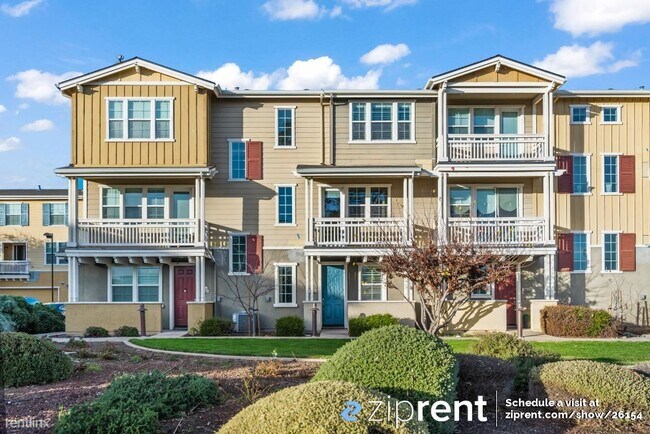 Foto del edificio - 3 br, 2.5 bath Townhome - 642 Turnbuckle D...