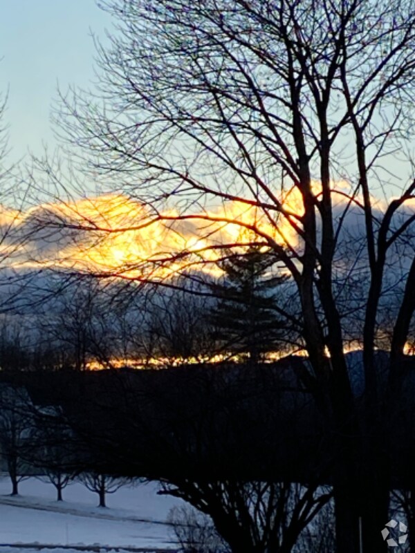 Apartments under 2,500 in Williamstown MA 2 Rentals