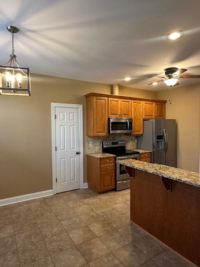 Foto del edificio - Gorgeous 3 Bedroom Home in the City!