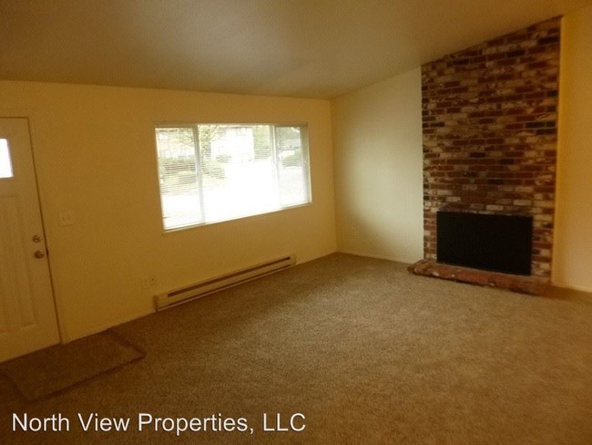 Building Photo - 2 br, 1 bath House - 39375 Gary Street #O