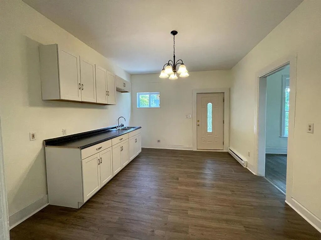 128 Chestnut St Unit A, Oneonta, NY 13820 Apartments in Oneonta, NY