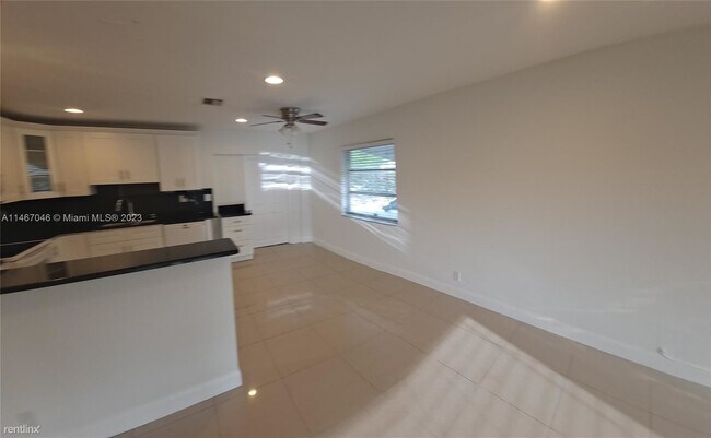 Foto del edificio - 3 br, 2 bath House - 3801 NE 18th Ave