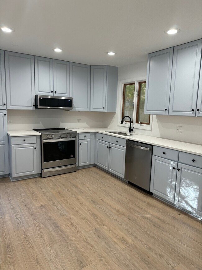 Foto del edificio - 938 Hemlock St