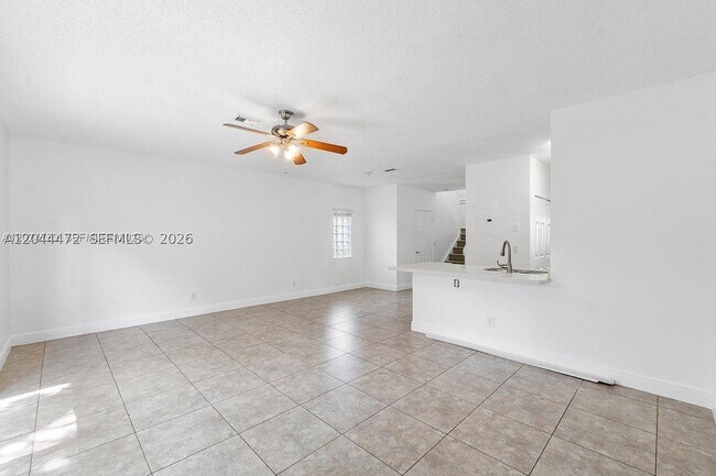 Building Photo - 16035 Emerald Cove Rd