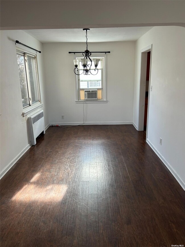 Building Photo - 465 Lindell Blvd
