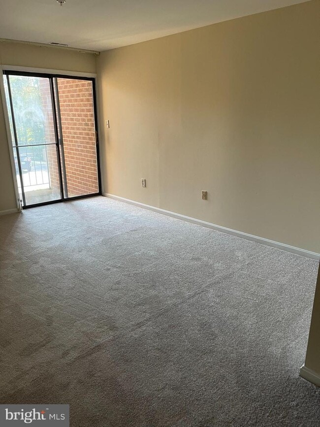 Building Photo - 2900 Shipmaster Way
