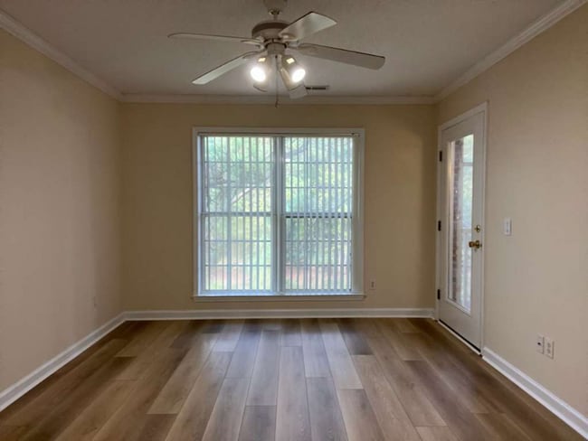 Building Photo - 4025 Sandtrap Ave