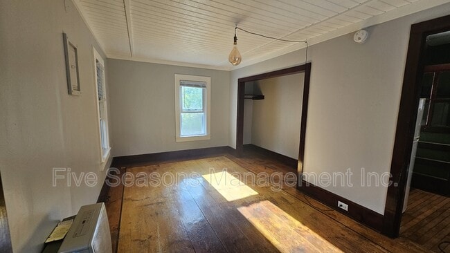 Building Photo - 205 N Willard St