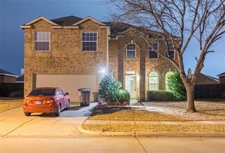Building Photo - 1305 Auburn Dr