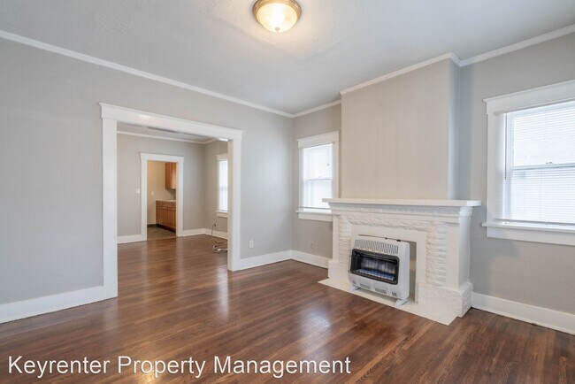 Foto del edificio - 2 br, 1 bath House - 820 S Lewis Ave