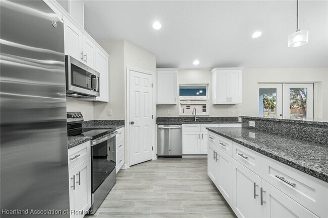 Building Photo - 4818 Sturgeon Dr