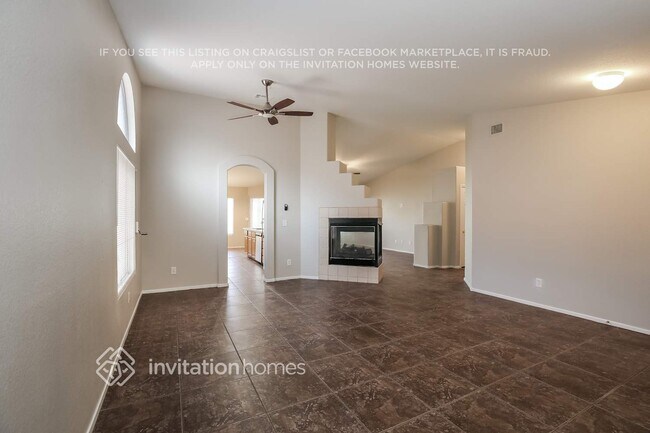 Foto del edificio - 1424 Laughing Larkspur Ave