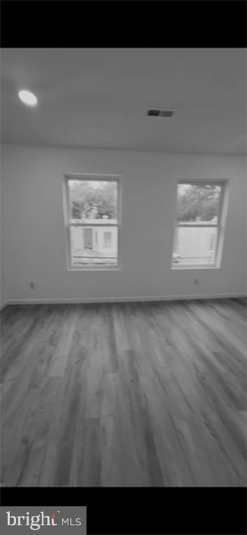 Foto del edificio - 5163 Wakefield St