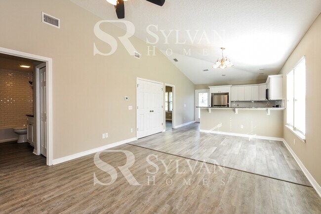 Foto del edificio - This cute 3BR, 2BA home is move-in ready