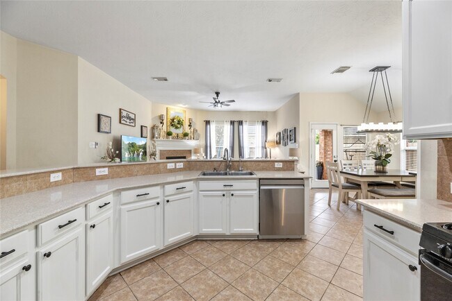 Foto del edificio - 12323 E Elizabeth Shore Loop