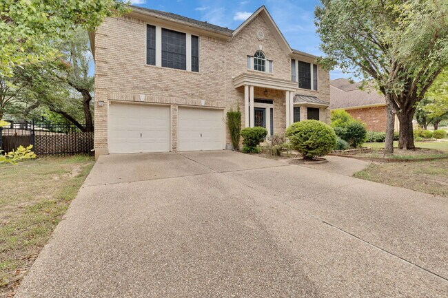 Foto del edificio - Charming Home in the Coveted River Place Community 5407 Merrywing Circle, Austin, TX 78730