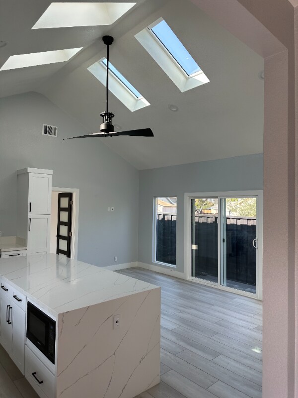 Building Photo - 519 Sunnybrook Dr