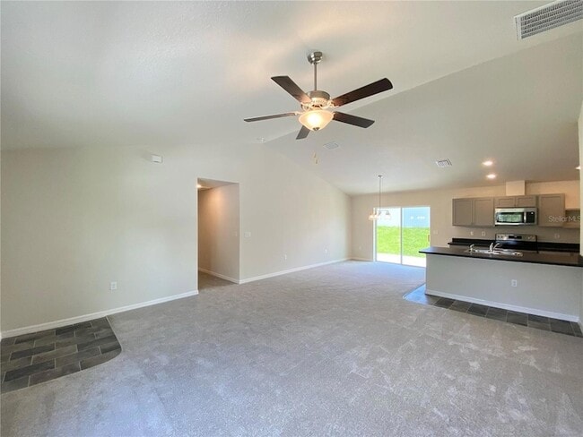 Building Photo - 8180 N Wakefield Dr