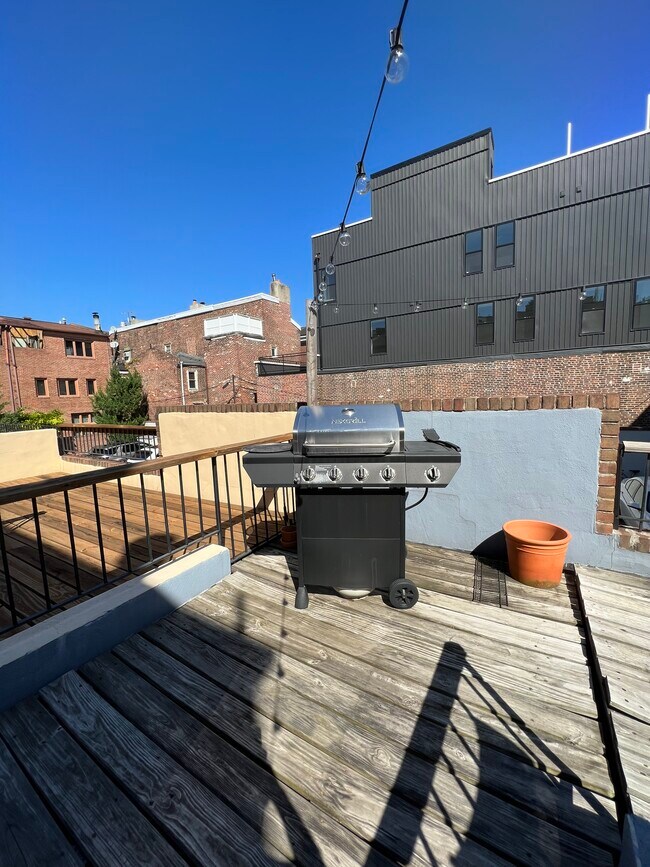 Foto del edificio - 523 S 2nd St