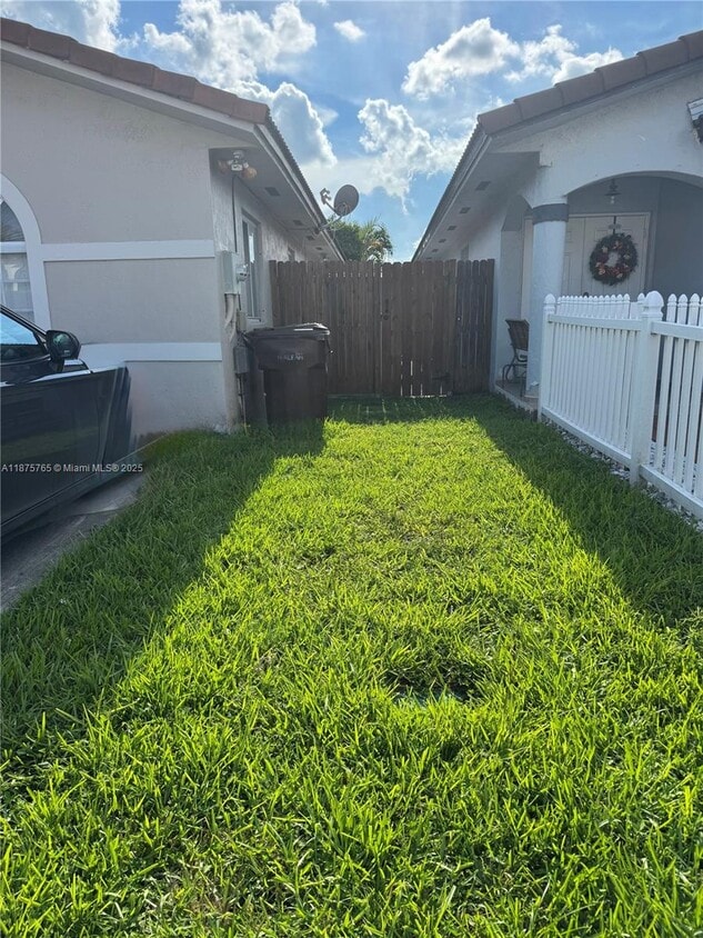 Foto principal - 7868 W 34th Ct
