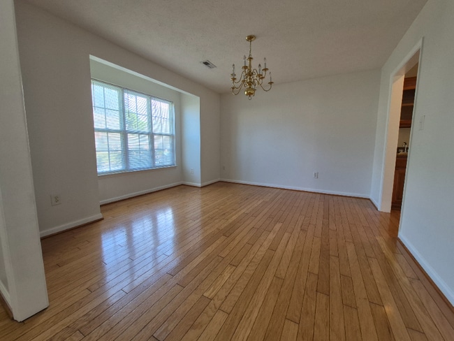 Foto del edificio - 3908 St Erics Turn