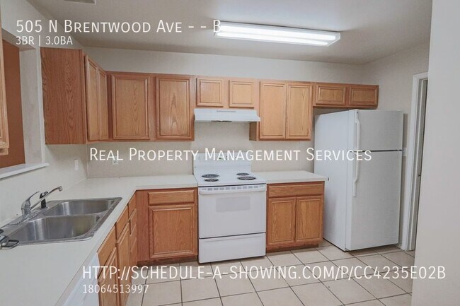 Building Photo - Newly Updated 3/3 Near Tech and Medical Di...