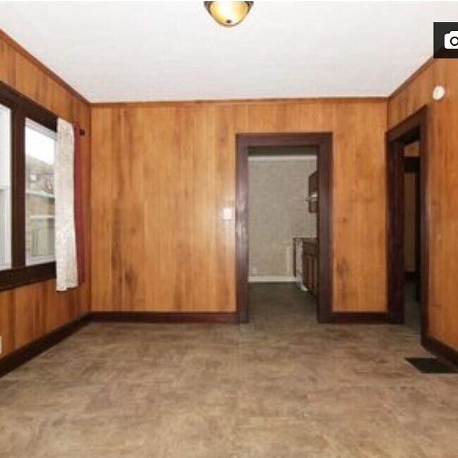 Foto del edificio - 1840 W Maryland St