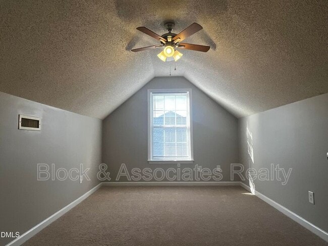 Foto del edificio - 5500 Marthonna Way