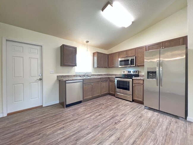 Building Photo - Lovely 3 Bedroom, 2 Bathroom Home in Ocala!!