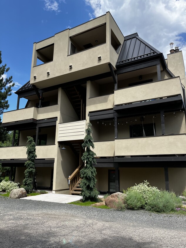 Primary Photo - 3014 Folsom St
