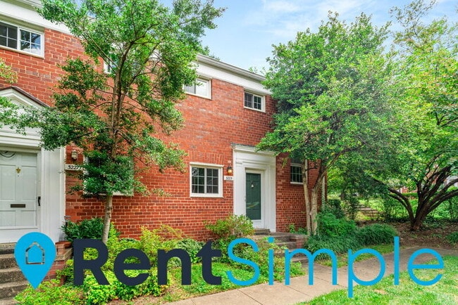 Building Photo - 3225 Gunston Rd