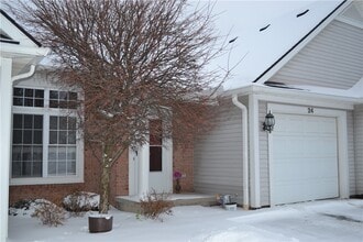 Building Photo - 24 Amberwood Pl